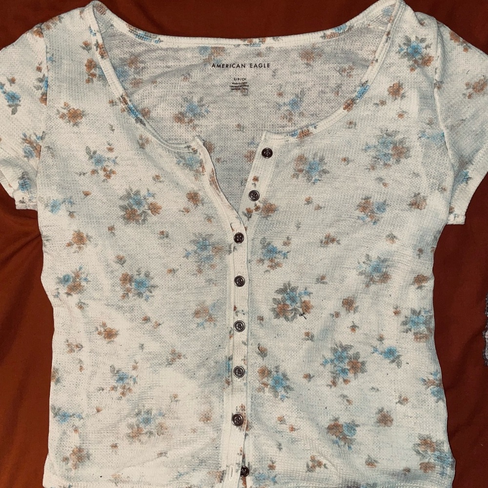 American eagle button up tee